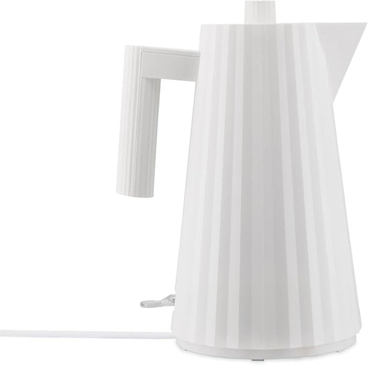 Alessi Plissé MDL06 W/UK Design Electric Kettle, Thermoplastic Resin, 2400 W, 170 cl, White, 21.5 x 33.5 x 21.5