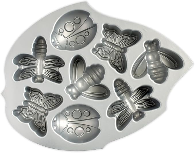 Nordic Ware Backyard Bugs, 5 Cup Capacity, Toffee