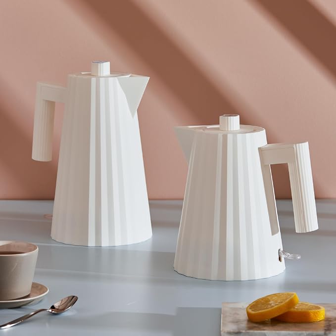 Alessi Plissé MDL06 W/UK Design Electric Kettle, Thermoplastic Resin, 2400 W, 170 cl, White, 21.5 x 33.5 x 21.5