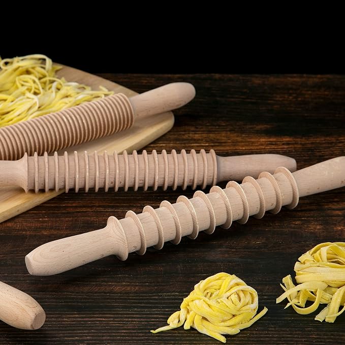 Beech Wood 14mm Pappardelle Pasta Cutter Noodle Lattice Roller Docker Dough Cutter Wooden Rolling Pin Spaghetti Pasta Maker Beechwood Noodle Cutter Rolling Pin Kitchen Cooking Tools