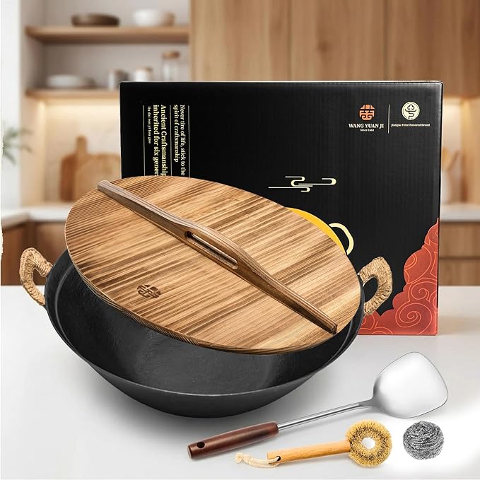 WANGYUANJI Cast Iron Wok Pan with Lid, 13.4 Inch Flat Bottom Large Deep Stir Fry Skillet, Heavy Duty Traditional Chinese Iron Pot for 3-5 People, Induction & Gas Ready