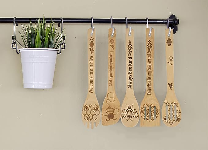 YUJU 5PCS Bee Wooden Cooking Spoons Set, Bee Themed Party Favor, Bamboo Cooking Utensil Spoons, Wedding Mom Gift Idea Decor