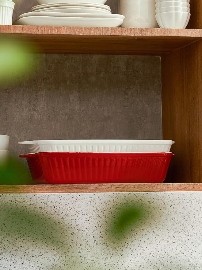DOWAN 9x13-inch Deep Casserole Baking Dish for Lasagna, 135 oz Ceramic Pan with Handles, Oven Safe for Baking and Home Decor, Red