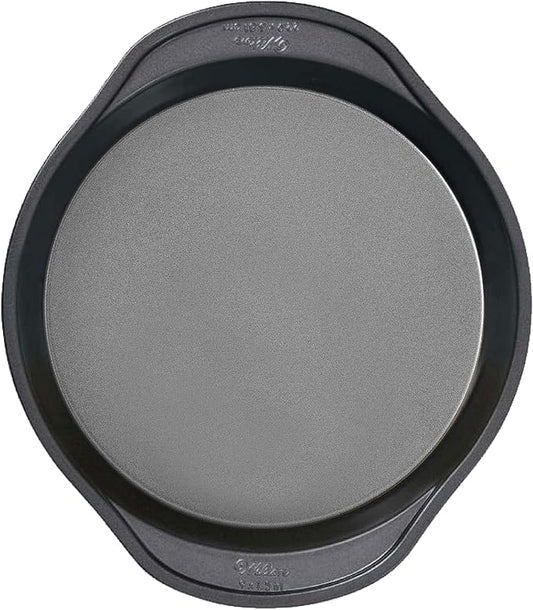 Wilton Gold Premium Non-Stick Warp-Resistant Bakeware, Made without PFAs, Round Cake Pan, 9 x 1.5 in, Packaging May Vary