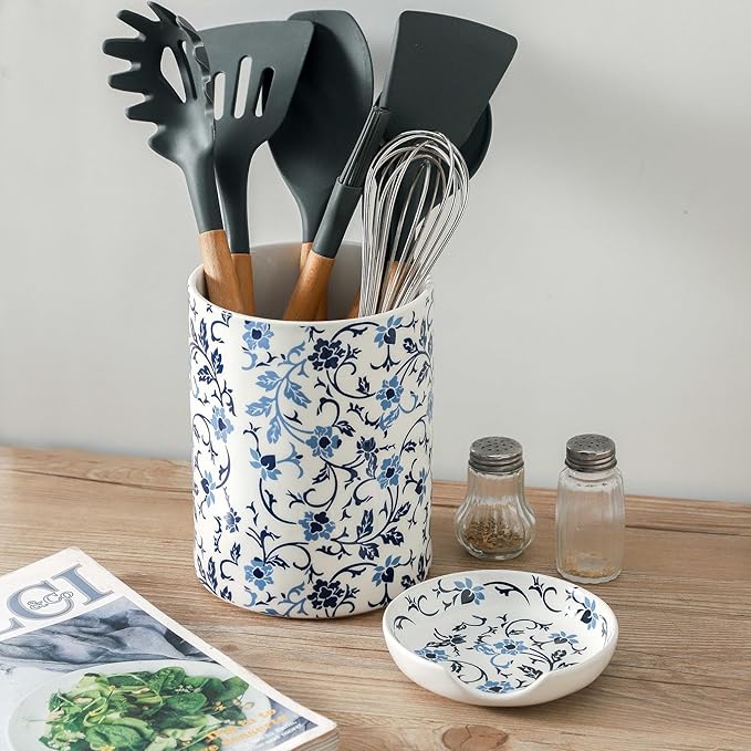 Spoon Rest Ceramic, 4.8 Inch Spoon Holder and Utensil rest for Stovetop, Vintage Spoon Rest Set of 4 for Spatula, Ladle, Kitchen Gadget Cooking Gift, Blue and White Floral Pattern, Kitchen Decor