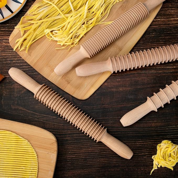 Beech Wood 5mm Tagliatelle Pasta Cutter Noodle Lattice Roller Docker Dough Cutter Wooden Rolling Pin Spaghetti Pasta Maker Beechwood Noodle Cutter Rolling Pin Kitchen Cooking Tools