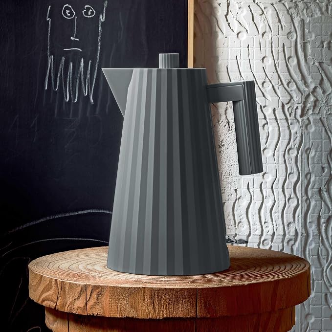Alessi Plissé MDL06 G/UK Designer Electric Kettle, Thermoplastic Resin, English Plug 2400W, 170 cl, Grey