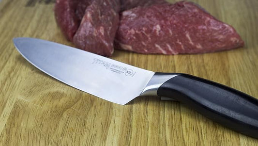 Mundial Titan 3410-6 6" Chef's Knife, Black