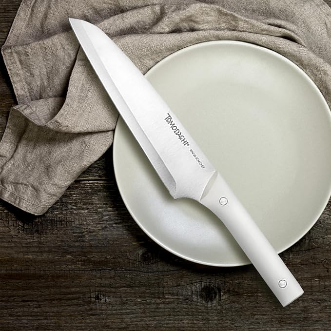 Hampton Forge 15 Piece Tomodachi Fuji Cutlery Block Set, Metallic