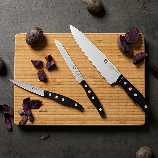 ZWILLING Twin Signature 3-pc German Knife Set, Razor-Sharp, Made in Company-Owned German Factory with Special Formula Steel perfected for almost 300 Years, Dishwasher Safe