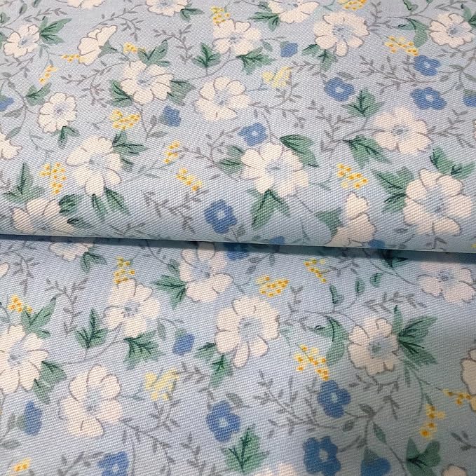 Light Weight Natural Cotton Fabric by the Yard DIY Making Supplies Quilting Patchwork Fabric Fat Quarter Bundles DIY for Quilting Cotton Patchwork Cushions (Light Blue White Flowers, 1 Yard)
