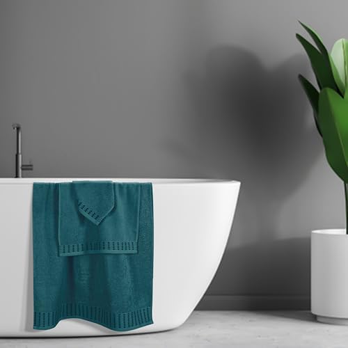 BELIZZI HOME Ultra Soft 3 Pack Cotton Towel Set, Contains a Bath Towels 28x55 inch, a Hand Towels 16x24 inch & a Wash Cloths 12x12 inch, Ideal Everyday use, Compact & Lightweight - Teal