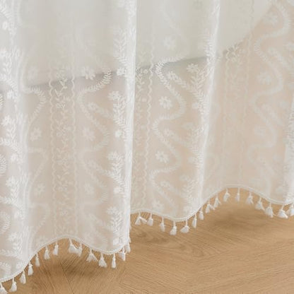 WAZZIO White Lace Shower Curtain - Vintage Pretty Flower Sheer Shower Curtains, Elegant Decorative Tassel Bath Curtains for Bathroom, 72 x 84 Inch, 1 Piece