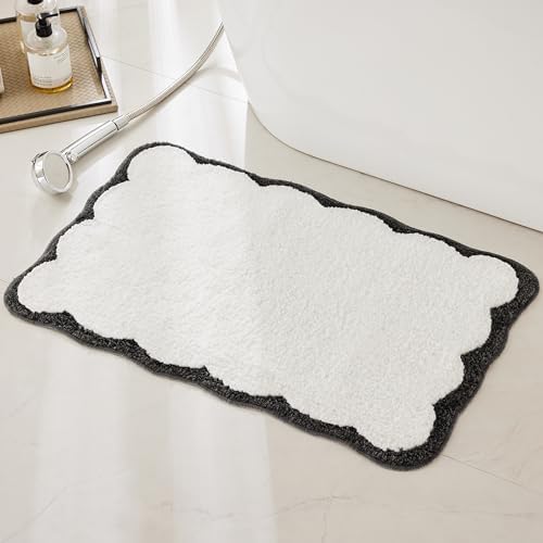 Ohocut Luxury Microfiber Bathroom Rugs, White and Black Scalloped Piping Bath Rug Cute Aesthetic Preppy Elegant Bath Mat for Bathroom, Tub, Floor, Sink, Shower, Anti Slip, Absorbent, 32x20