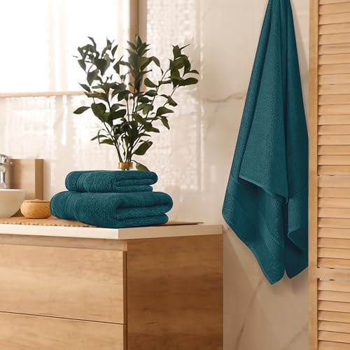 Belizzi Home Ultra Soft 3 Pack Cotton Towel Set, Contains a Bath Towel 28x55 inch, a Hand Towel 16x24 inch & a Wash Coth 12x12 inch, Ideal Everyday use, Compact & Lightweight - Teal