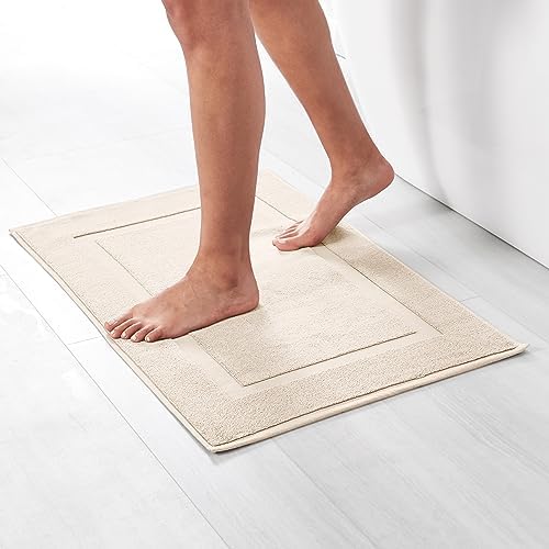 Amazon Basics Banded Bathroom Bath Rug Mat, Machine Washable, Super Absorbent, 100% Cotton, 20" W x 31" L, Cream