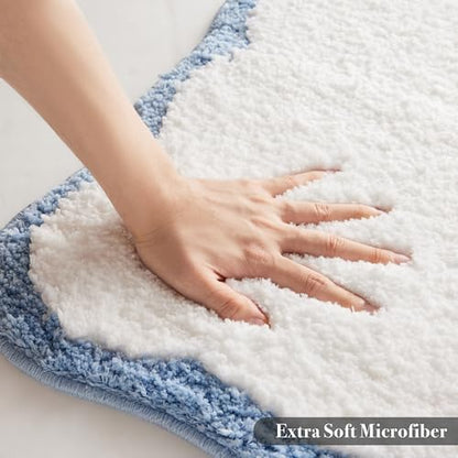Luxury Microfiber Bathroom Rugs, Small White Bath Rug with Blue Scalloped Piping Cute Aesthetic Preppy Bath Mat for Bathroom, Tub, Floor Carpet, Sink, Shower, Anti Slip, Absorbent, 26x16