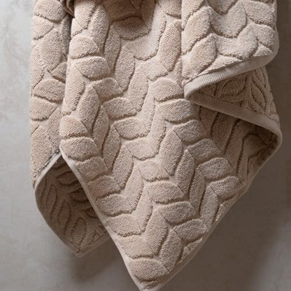 BAGNO MILANO Turkish Cotton Bath Towels, Hand Towels - Soft Plush Jacquard Collection Luxury Towels Set (Latte, Hand Towel Set of 4)