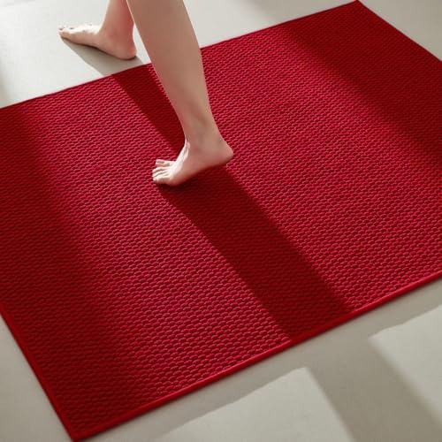 TYUU Large Christmas Bathroom Rugs Non Slip Washable Bath Rugs Super Absorbent Bathroom Rug Thin Quick Dry Low Pile Bath Mats, Red 36"x48"