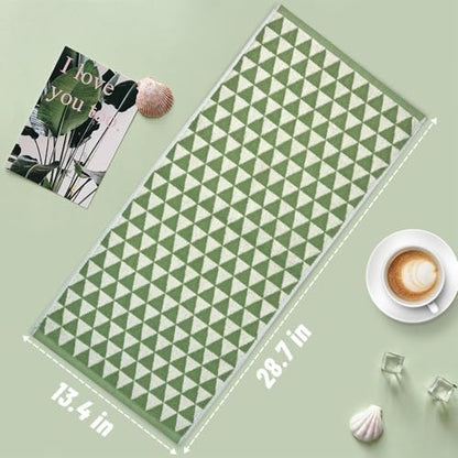 Jacquotha Hand Towels Green (Geometric Triangle)
