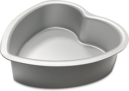 8 x 3 Inch Heart Shaped Cake Pan, Aluminum Heart Cake Tin, Baking Cake Pan for Wedding, Party, Family Occasions, Chocolate, Bread. (Heart, 8 x 3 Inch)