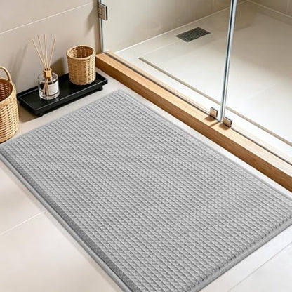 Memory Foam Bath Mat, Ultra Soft Absorbent Waffle Bathroom Rugs, Super Non-Slip PVC Backing Bath Rug Quick Dry, Machine Washable Rug for Tub, Shower, Home Decor Accessory, 32" x 20", Light Gray