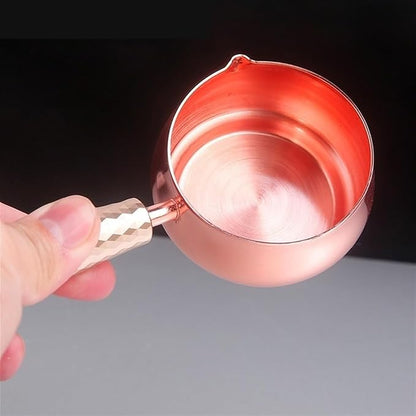 Gravy Boat Coffee Measuring Cup, Hand Drawn Can, Extraction Ounce Cup, Stainless Steel Calf Milk Pot Gravy Jug(Pink,Large)