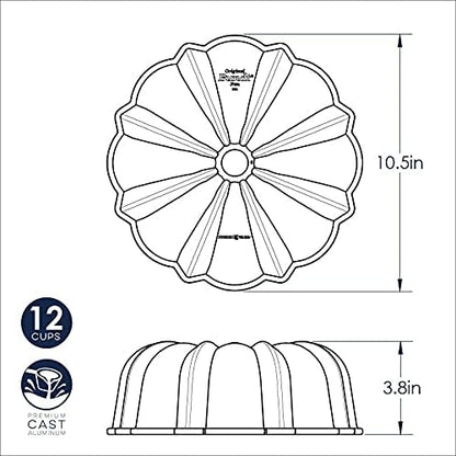 Nordic Ware Original Bundt, 12-Cup, Bronze