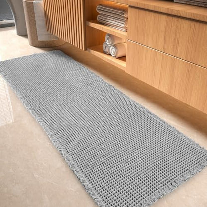 tchdio Waffle Bath Mat-Runner Rug, Super Absorbent Non Slip Bath Mats for Bathroom Machine Washable Long Rugs with Tassels, Bath Rugs for Bathroom Floor Beside Tub, 2' x 5', Light Grey