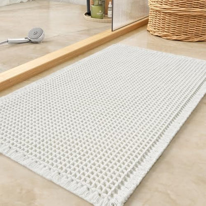 Waffle Bath Mat, Super Absorbent Non Slip Bath Mat Ultra Soft Bathmat Machine Washable Bath Rugs with Tassels, Beside Tub, 24" x 36", White