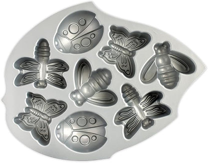 Nordic Ware Backyard Bugs, 5 Cup Capacity, Toffee