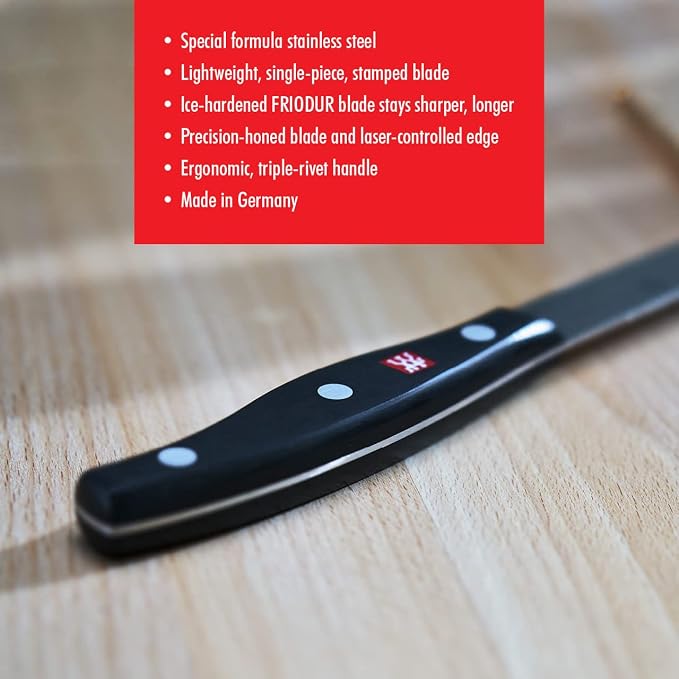 ZWILLING Twin Signature Steak Knife Set of Four, Razor-Sharp, Made in Company-Owned German Factory with Special Formula Steel perfected for almost 300 Years, Dishwasher Safe