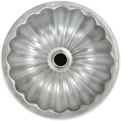 USA Pan Global Bakeware Scalloped Tube Cake Pan