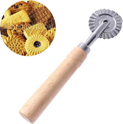 Fluted Pastry Cutter Wheel with Wooden Handle,Food-Grade Zinc Alloy Ravioli Dough Cutter, Ergonomic Roller Cutter for Pizza, Dumpling, Pasta, Pie Crust Home Baking