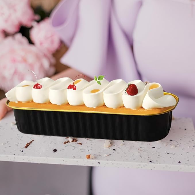 Mini Cake Pans with Lids and Spoons 200 Pack, Mini Loaf Pans with lids 6.8oz, Small Disposable Aluminum Foil Loaf Pans, Rectangular Baking Container for Party, Picnics and Birthday (Black)