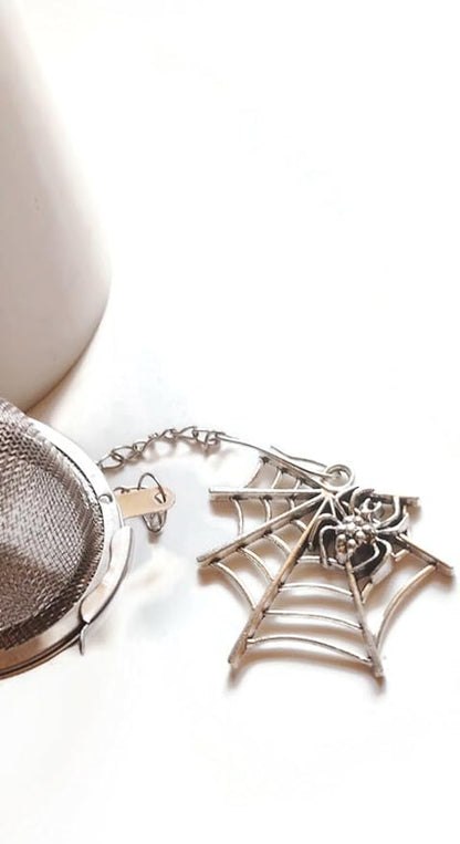 Spider Web Tea Infuser with Chain Charm for Brewing Loose Dried Leaves - Fun Housewarming Gift