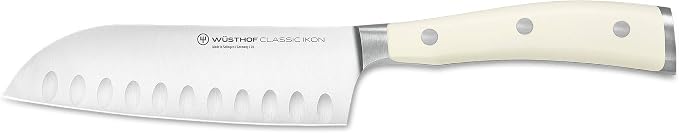 Wüsthof Santoku, Classic Ikon Crème (1040431314), 14 cm Klinge mit Kullenschliff, asiatisches Küchenmesser, geschmiedetes Design-Messer, weißer Griff