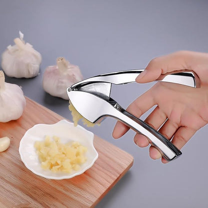 Heavy Duty Garlic Press, Zinc Alloy Garlic Crusher & Mincer, Easy Squeeze Garlic Press Tool with Ergonomic Handle, Garlic Mincer with Peeler Tube & Cleaning Brush for Kitchen Cooking