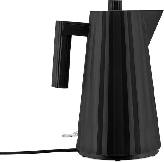 Alessi Plissé MDL06 B – Electric Kettle Design, Thermoplastic Resin, European Plug 2400 W, 170 cl, Black