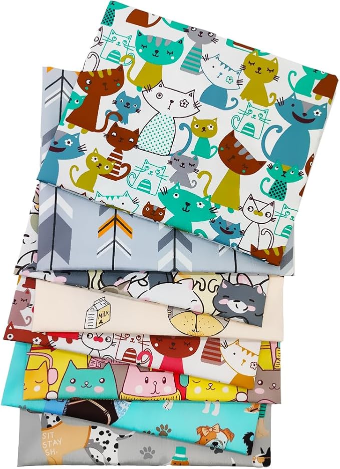 8 pcs/lot Fat Quarter Fabric Bundles 100% Cotton 19.69'' x 19.69'' (50 x 50cm) Cotton Fabric Pre-Cut Squares Sheets for Patchwork Sewing Quilting Crafting, Dog Cat Pattern.