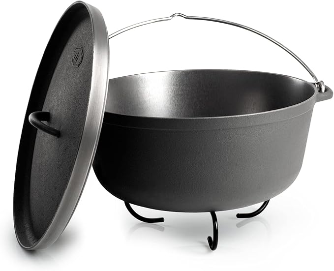 GSI Outdoors Guidecast 7qt Dutch Oven | Cast Iron Dutch Oven for Camping, Cabin and Home Kitchen