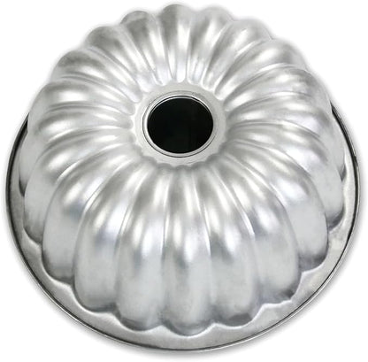 USA Pan Global Bakeware Scalloped Tube Cake Pan