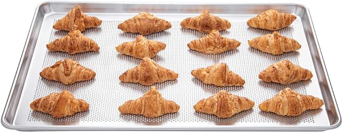 Restaurantware Met Lux 26 x 18 x 1 Inch Baking Sheet Pan 1 Perforated High Temp Baking Sheet - Full-Size Freezable Silver Aluminum Potato Chip Baking Tray Dishwasher-Friendly