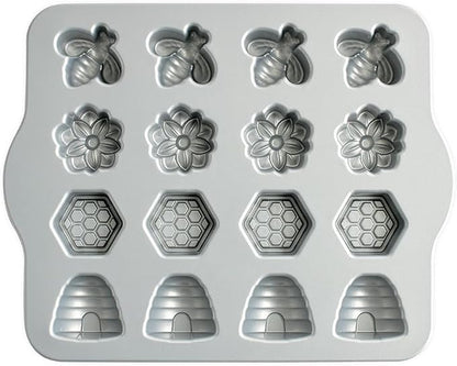Nordic Ware Busy Bee Bitelet, 1.75 Cup Capacity, Toffee