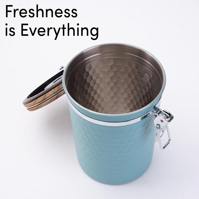 Airtight Coffee Canister, 1800ml Stainless Steel Storage Container with Date Tracker, Breather Valve, and Measuring Scoop, Blue (Blue)