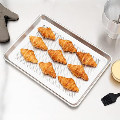 Restaurantware Met Lux 18 x 13 x 1 Inch Baking Sheet Pan 1 Perforated High Temp Baking Sheet - Half-Size Freezable Silver Aluminum Potato Chip Baking Tray Dishwasher-Friendly