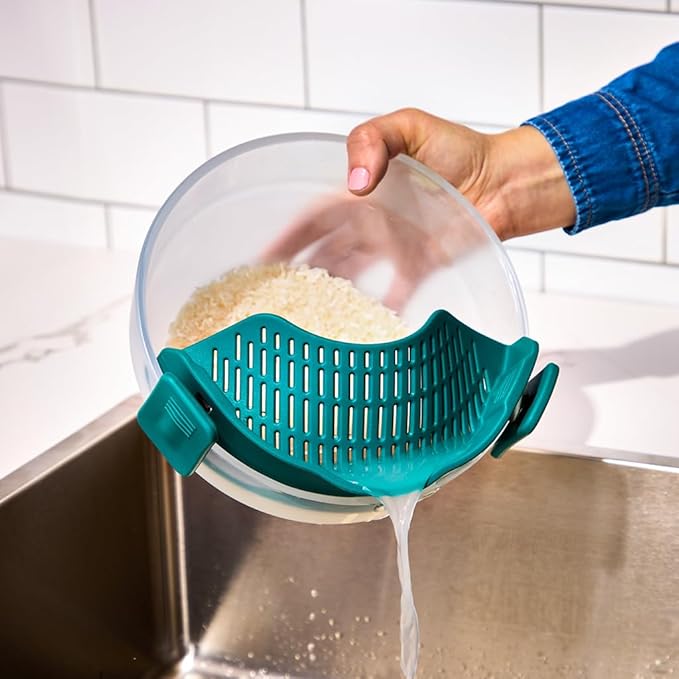 Anyday Silicone Clip On Strainer for Pots and Pans & Glass Dishes | Pot Strainer Silicone, Universal Clip On Pasta Strainer for Meat, Rice, & Vegetables (Blueberry)