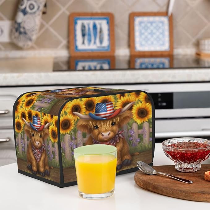 4 Slice Cute Highland Cow Toaster Cover Waterproof Dust Fingerprint Bread Machine Cover Washable Kitchen Appliance Protector For Home Kitchen Bakeware Table Decor Women Gifts
