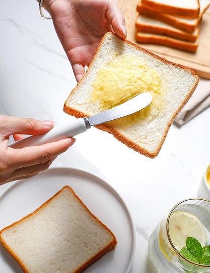 AISBUGUR Butter Spreader Knife, 4-Pack Stainless Steel With Comfortable Handle and Curved Blade for Better Scooping of Jam and Peanut Butter - 6.7" White