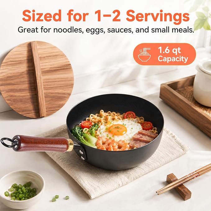 WANGYUANJI 8 Inch Carbon Steel Wok Pan with Lid, Small Hammered Flat Bottom Wok for 1–2 Servings, Removable Beechwood Handle, Coating-Free Stir Fry Pan for Gas, Electric & Induction Cooktops